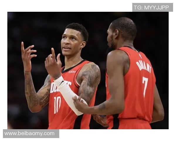 火箭与鹈鹕激战正酣NBA无插件直播精彩瞬间尽在眼前